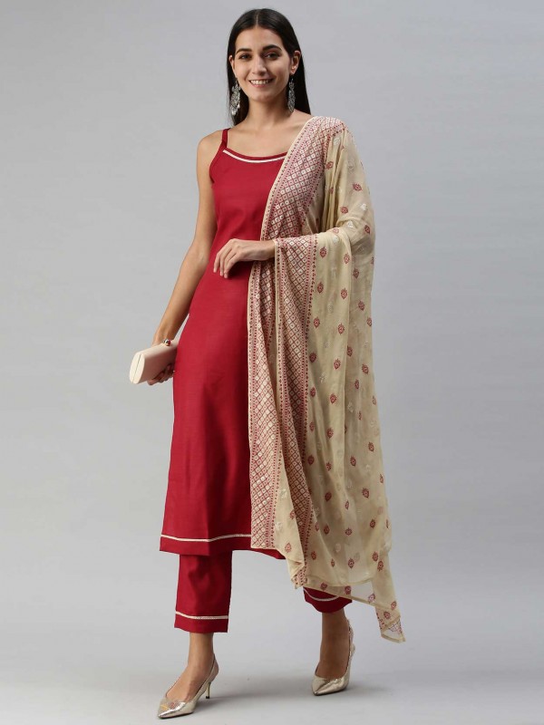Red Colour Cotton Fabric Designer Salwar Kameez.