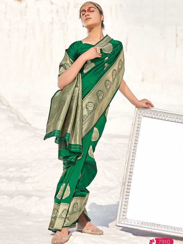 Green Colour Banarasi Silk Fabric Women Saree.