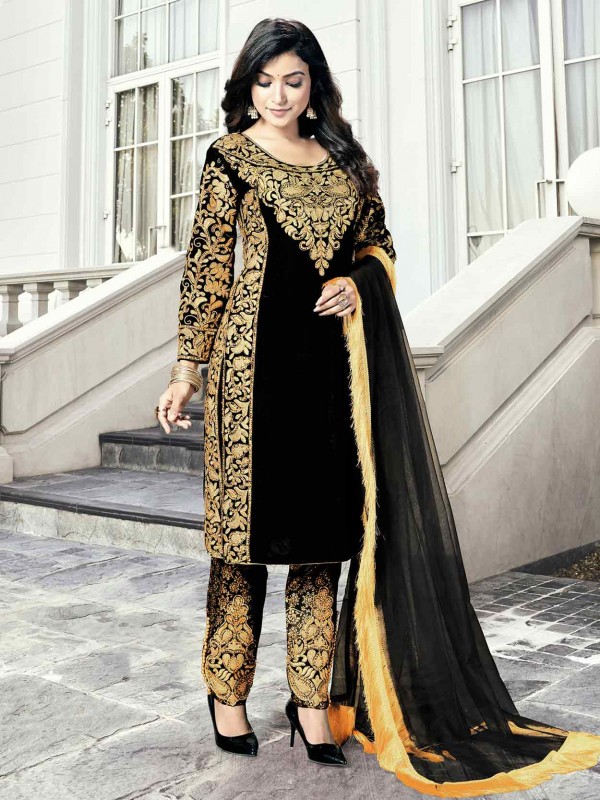 Black Colour Jacquard Fabric Salwar Kameez.