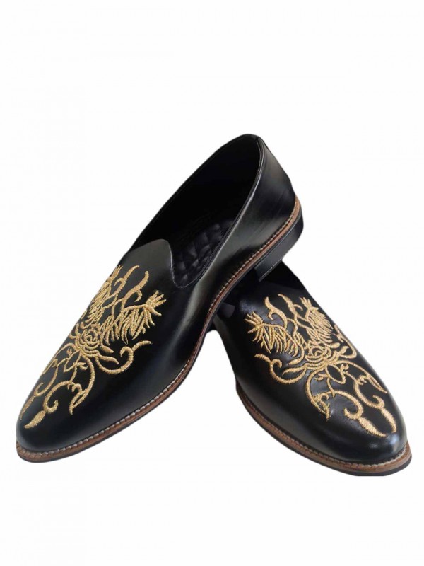 Black Colour Mens Wedding Shoes in Leather Fabric.