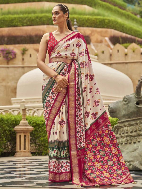 Cream,Red Colour Patola Silk Fabric Designer Saree.