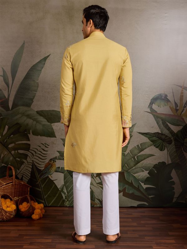 Yellow Navratri Kurta Set In Mirror Embellishments