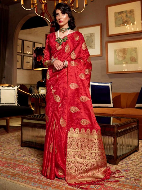 Red Traditional Saree With Zari Weaving