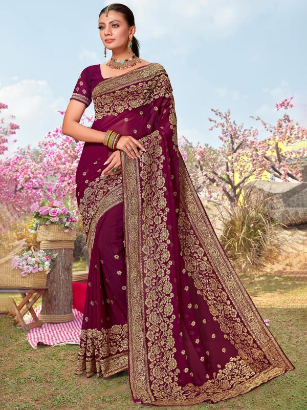 Magenta Woven Patterns Saree In Silk With Blouse