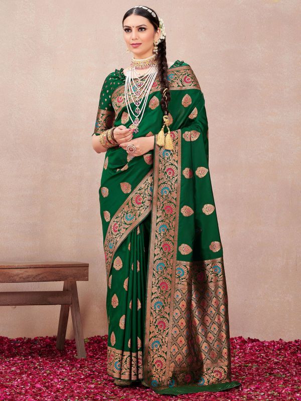 Green Zari Woven Saree In Silk With Blouse