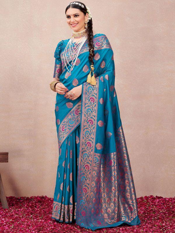 Blue Woven Pattern Saree With Blouse In Silk