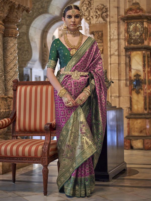 Purple Printed Saree With Blouse In Silk