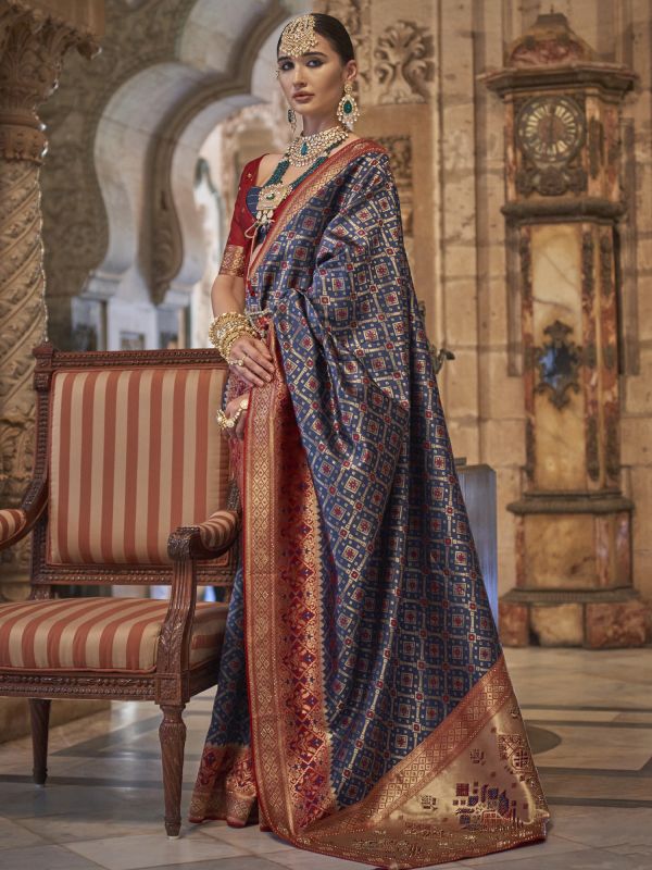 Blue Silk Saree In Traditional Print