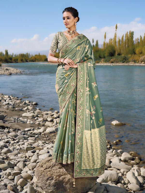 Winter Green Thread Embellishment Saree In Banarasi Silk