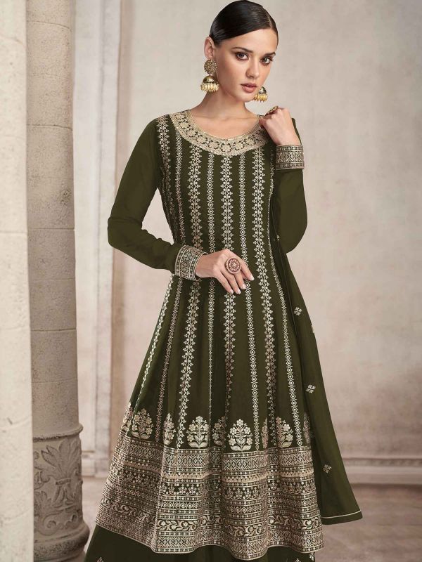 Green Embroidered Pakistani Salwar Kameez