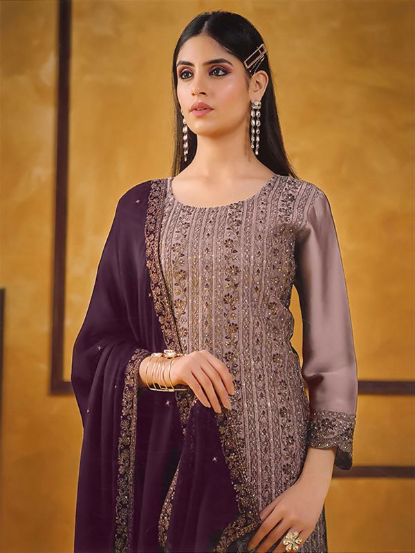 Mauve Festive Pakistani Salwar Kameez In Silk