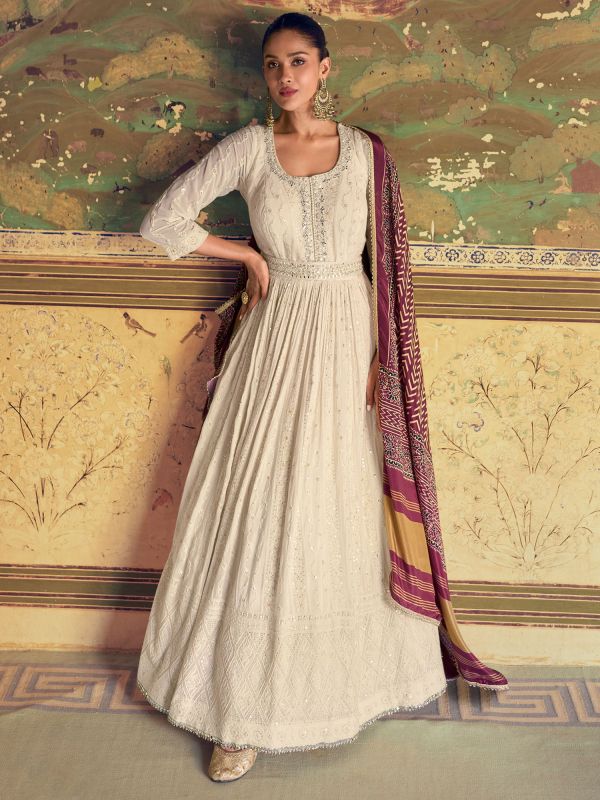 Off White Anarkali Suit Set In Chikankari Work