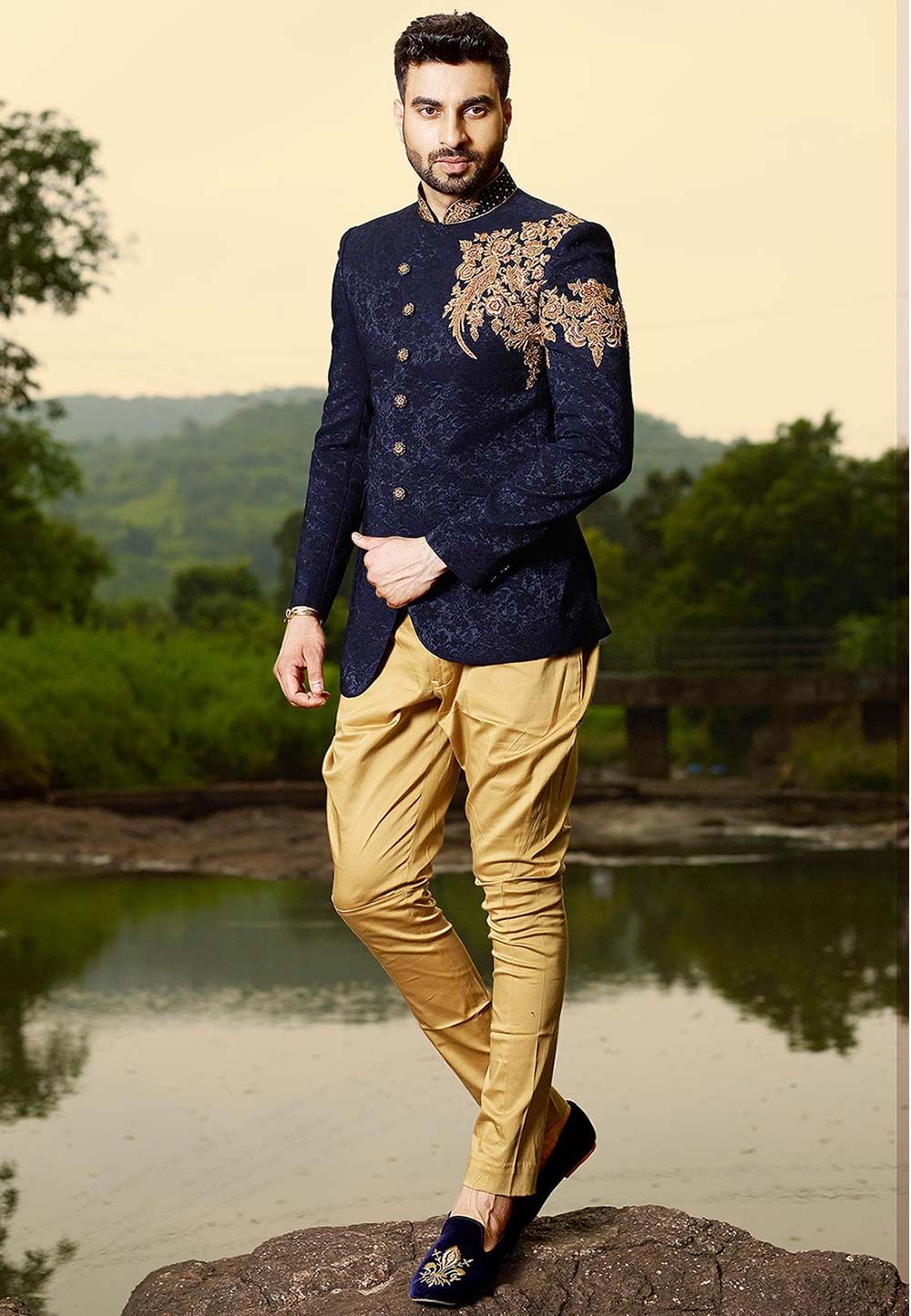 Buy Creamy Pink Zardosi Embroidered Jute Jodhpuri Suit Online | Samyakk