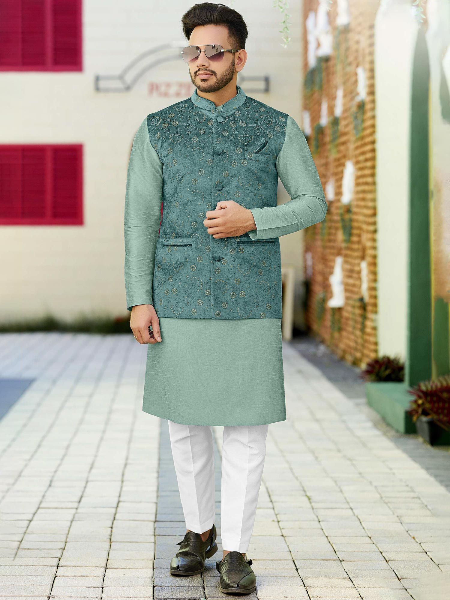 Men's Green Kurta Pajama: Buy Latest Men's Ethnic Wear Online | Utsav  Fashion