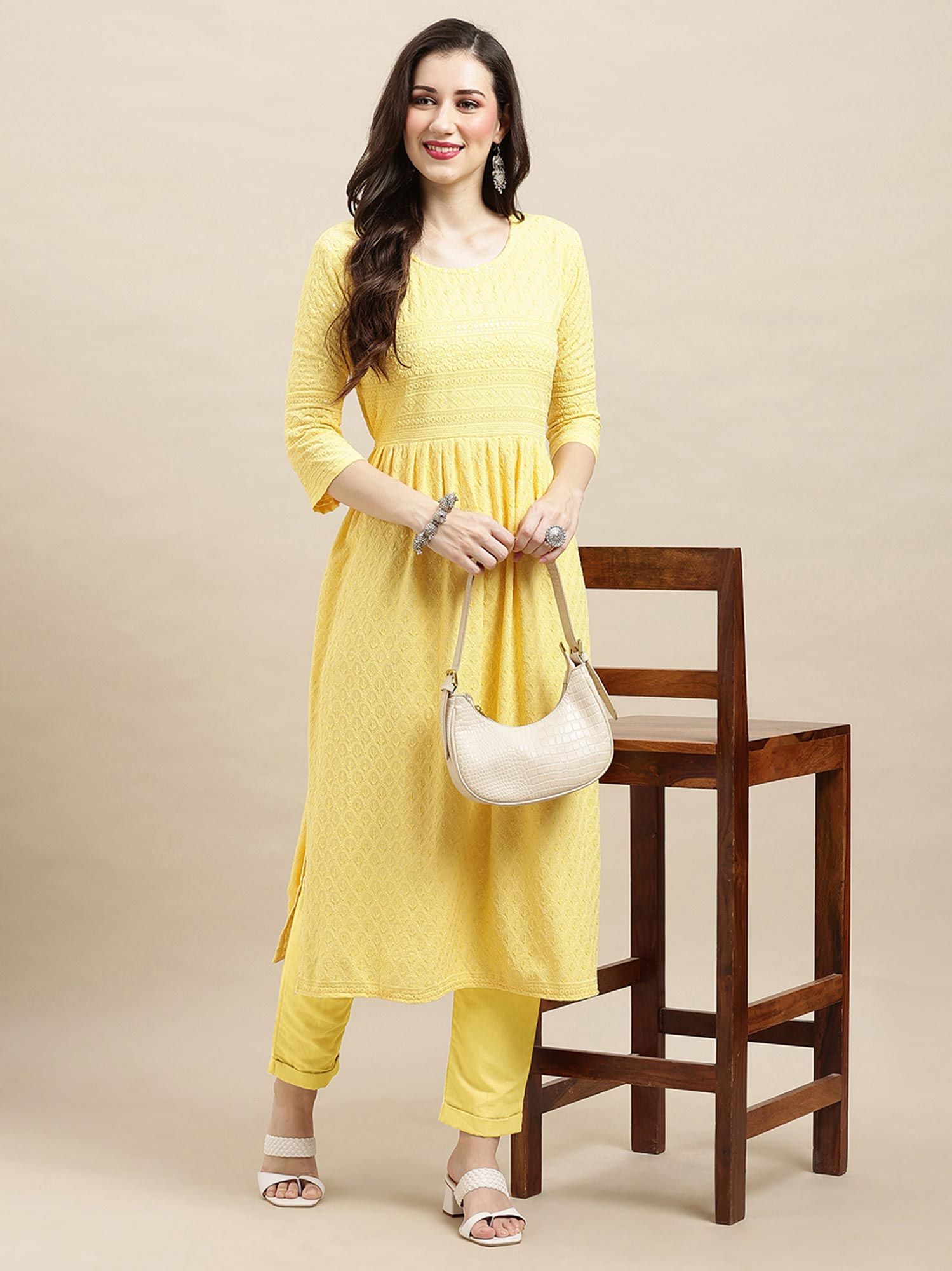 MULMUL GUL-FAREEHA GATHERED KURTA & PANT SET