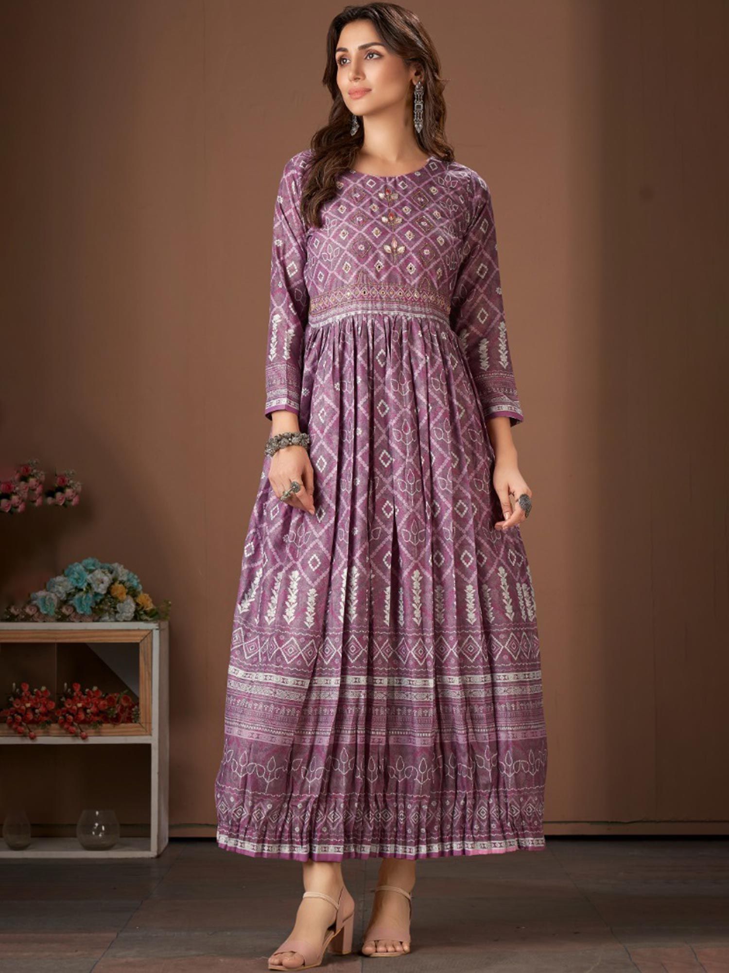 Party Wear Kurti for Women in Mumbai at best price by Vrushti - Justdial