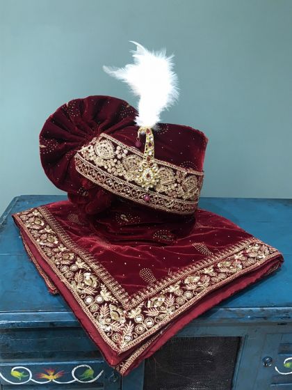 Maroon Embroidered Groom Silk Safa With Stole