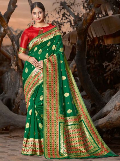 Green Colour Silk Traditional Saree.