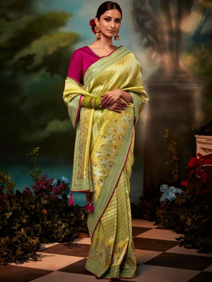 Green Woven Traditional Saree In Silk