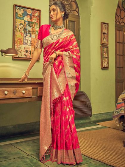 Bridal Pink Woven Saree In Banarasi Silk