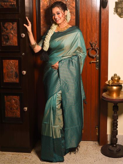 Green Silk Saree With Foil Prints