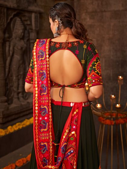 Green Mirror Embroidered Chaniya Choli In Rayon